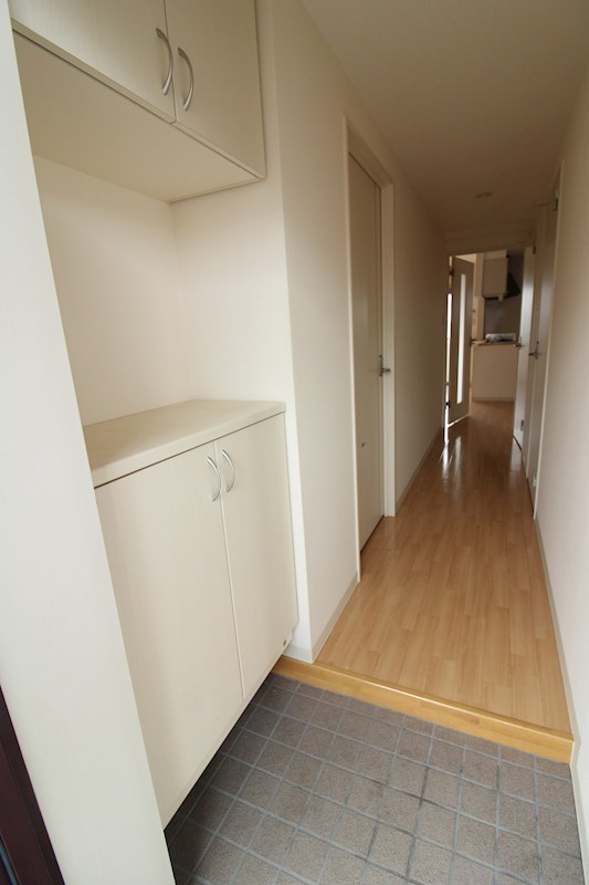 玄関　シューズボックス付きで玄関周りも広々と使えます！