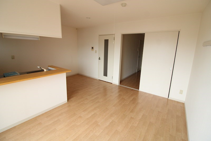 居室・リビング　12.5帖の開放的なリビング！