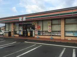 コンビニ　セブンイレブン福山曙町店（コンビニ）まで467m