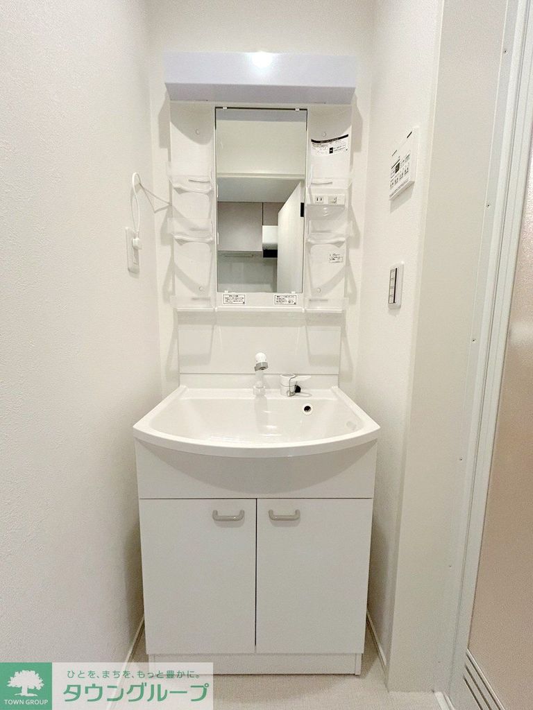 トイレ　参考パース