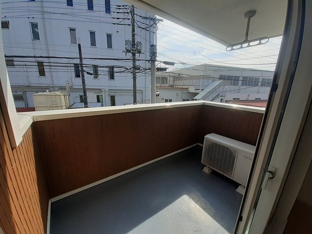 バルコニー　落ち着いた時間を過ごせるバルコニーです