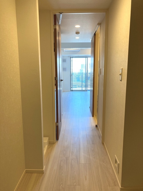 玄関　※写真は同タイプ住戸です。