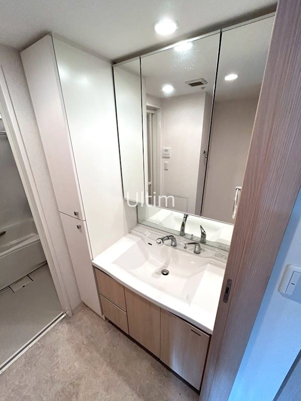 洗面設備　※別のお部屋のお写真です。御参考までに。