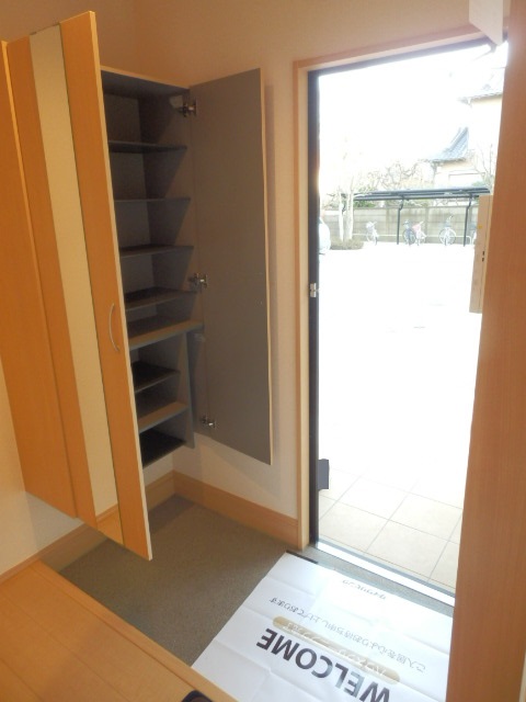 玄関　別部屋の参考写真