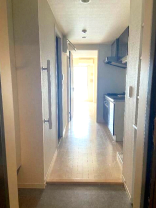 玄関　※別部屋参考写真