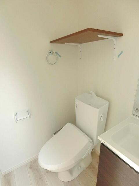 トイレ　ウォシュレット付き！