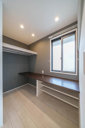 収納　ウォークインクローゼット