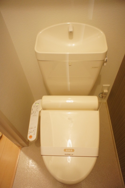 トイレ　図面と現状に相違がある場合には現状を優先