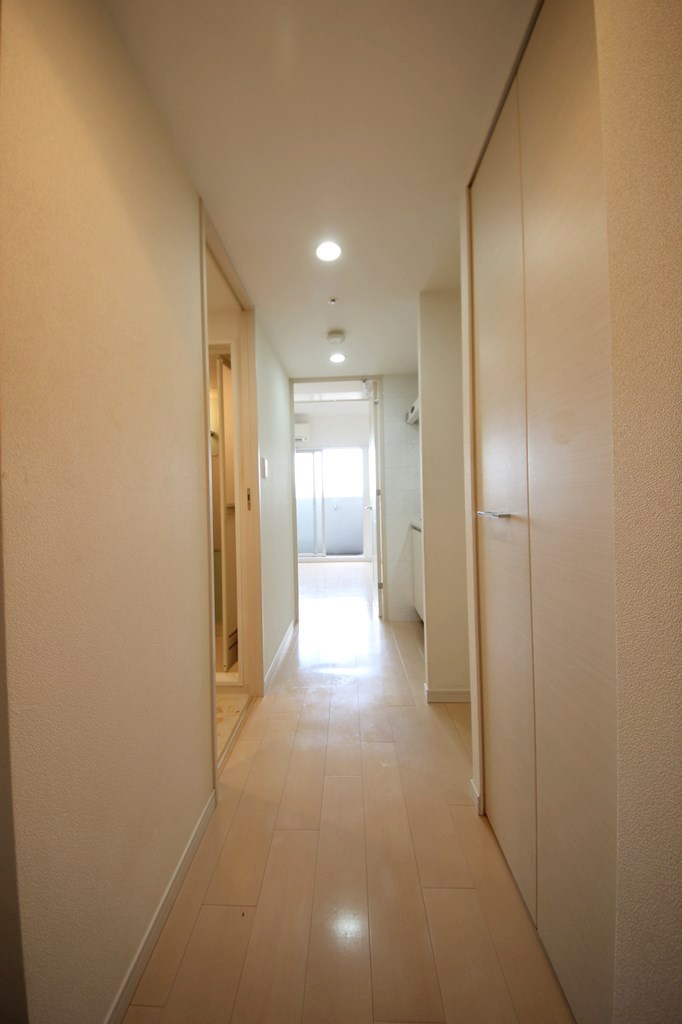 玄関　アドバンス東梅田アクシス