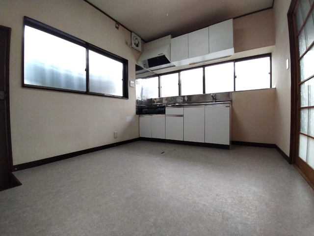 居室・リビング　６帖のＤＫ