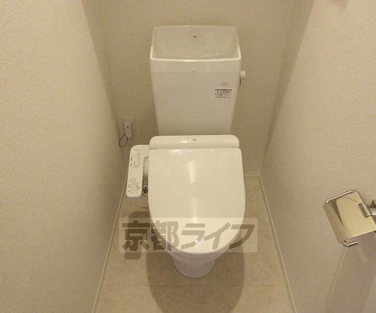 トイレ　ウォシュレットも付いたトイレです！