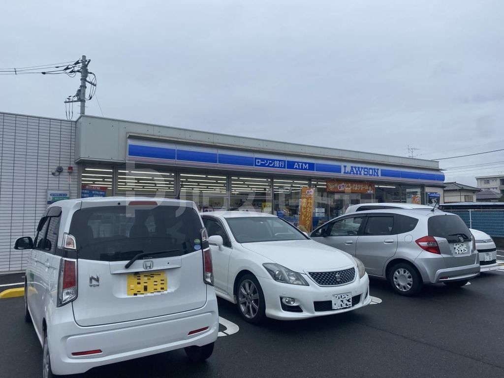 コンビニ　ローソン上尾緑丘店（コンビニ）まで820m