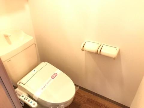 トイレ　トイレ