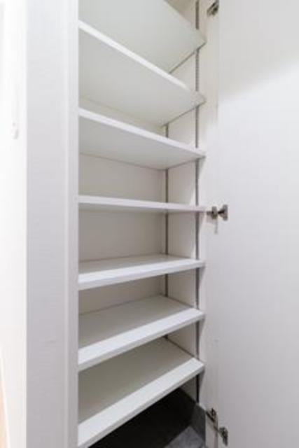 玄関　※写真は同タイプ住戸です。