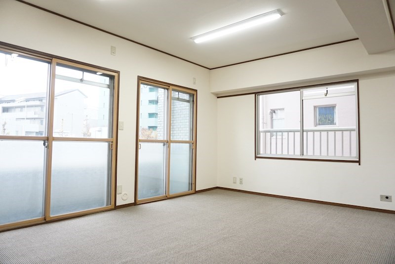 居室・リビング　現況を優先します