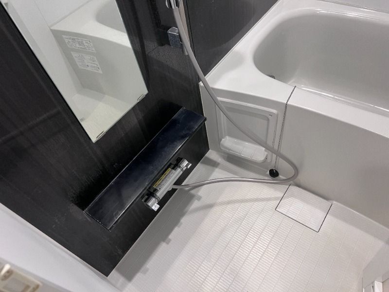 バス・シャワールーム　コンパクトで使いやすいお風呂です