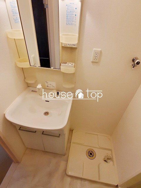 洗面設備　シャンプードレッサー！ゆったりとした脱衣スペース♪