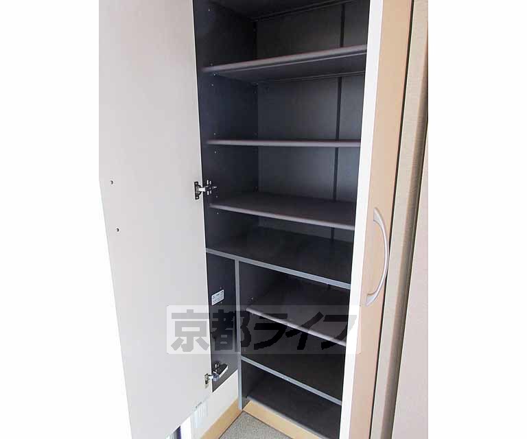 収納　靴箱・・・驚異の収容力！