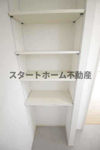 洗面設備　脱衣スペースもあります