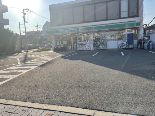 コンビニ　100円ローソン（コンビニ）まで364m