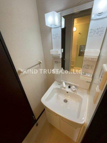 洗面設備　忙しい朝には欠かせない洗面所です