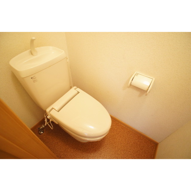 トイレ　清潔感のあるトイレ