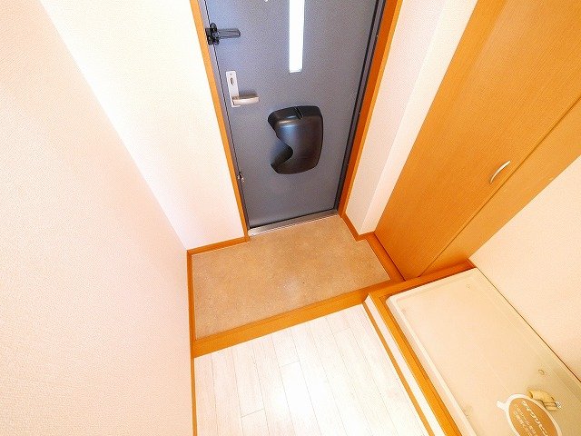 玄関　落ち着いた玄関です