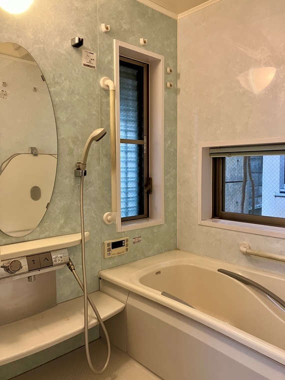 バス・シャワールーム　バス