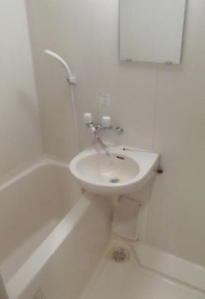 バス・シャワールーム　きれいなお風呂です。