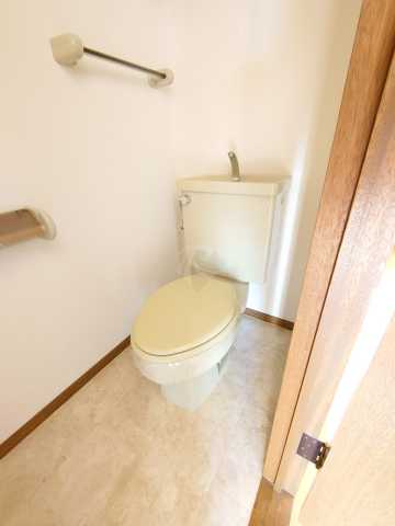 トイレ　別部屋参考写真