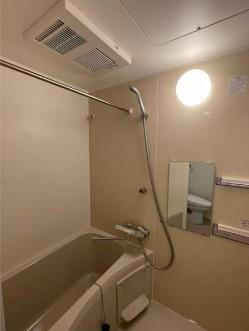 バス・シャワールーム　風呂