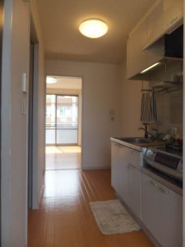 キッチン　廊下