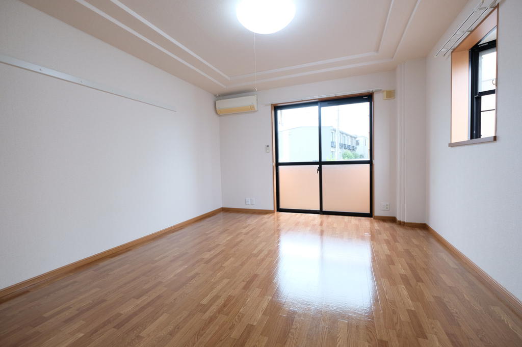 居室・リビング　写真は別室です