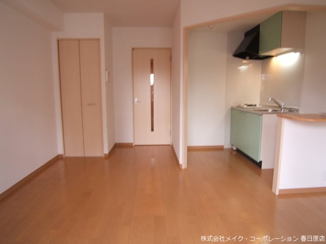 居室・リビング　写真は同型タイプ