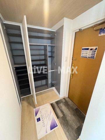 玄関　※別室参考写真使用