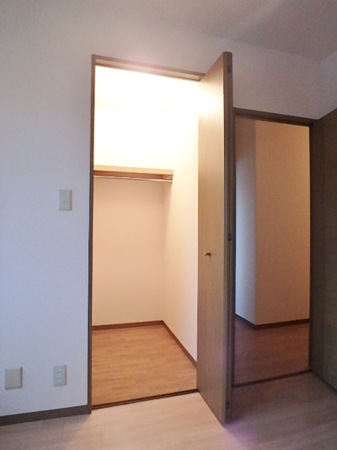 収納　図面と現状に相違がある場合には現状を優先