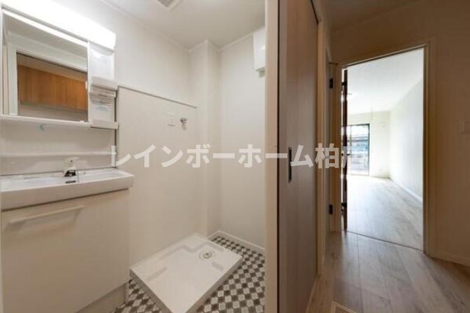 その他設備　室内洗濯機置場です