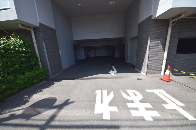 その他共有部分　★駐車場★