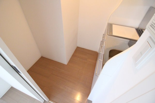 玄関　別部屋写真