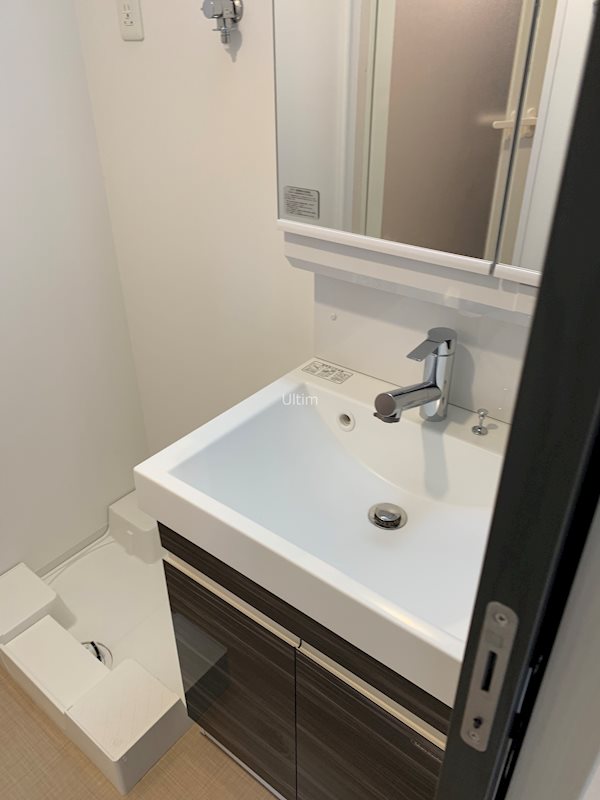 洗面設備　同じタイプのお部屋の写真です。ご参考までに