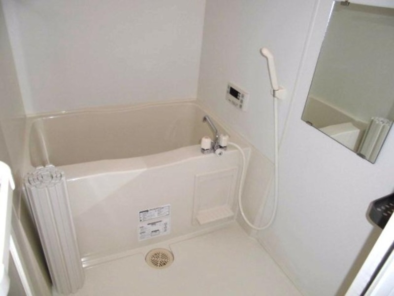 バス・シャワールーム　図面と現状に相違がある場合には現状を優先