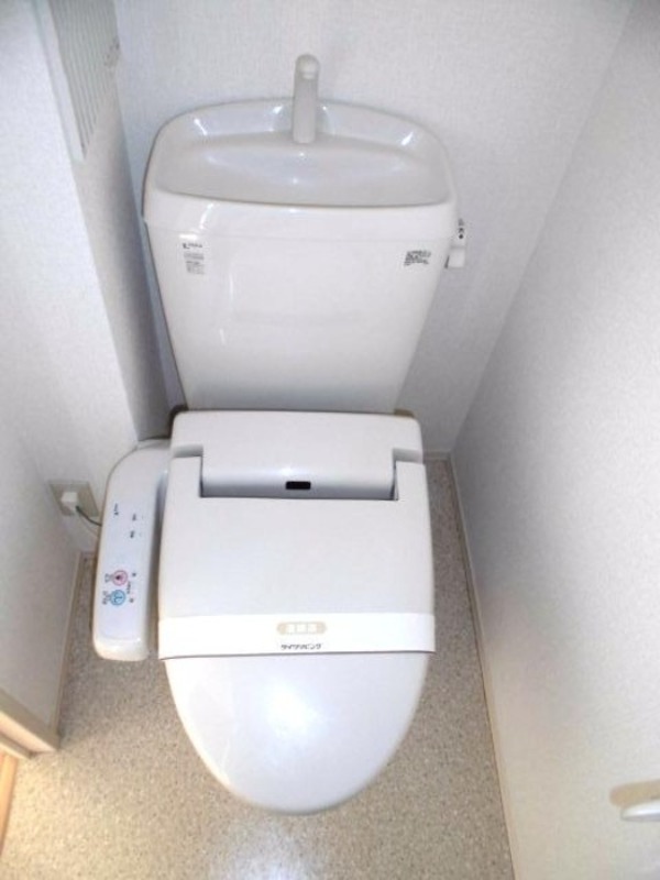 トイレ　図面と現状に相違がある場合には現状を優先