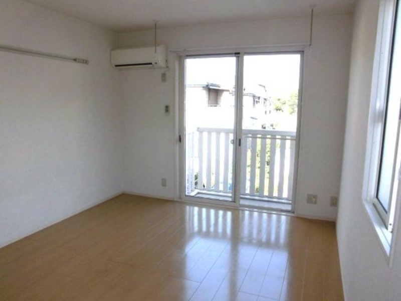 居室・リビング　図面と現状に相違がある場合には現状を優先