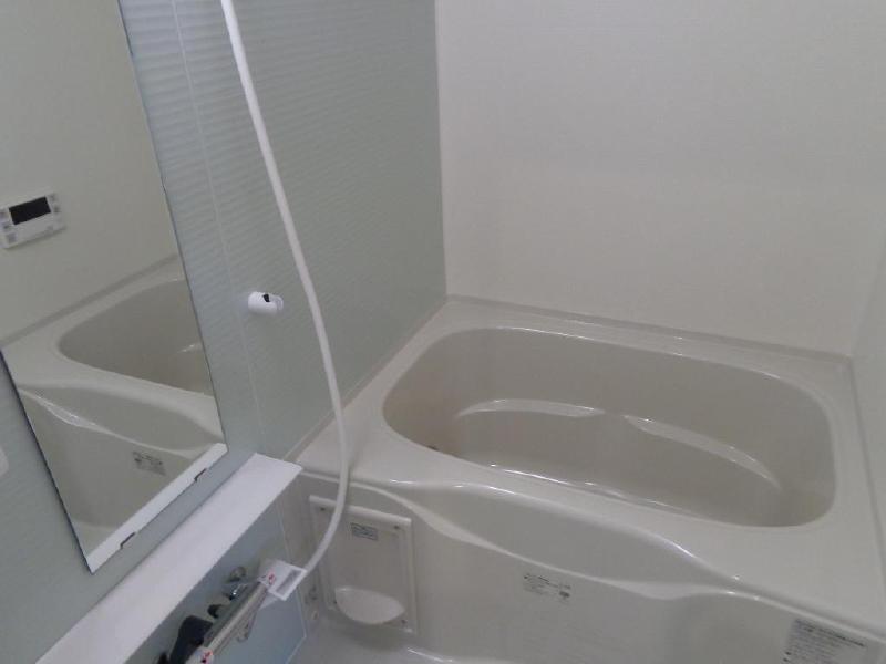 バス・シャワールーム　バスルーム