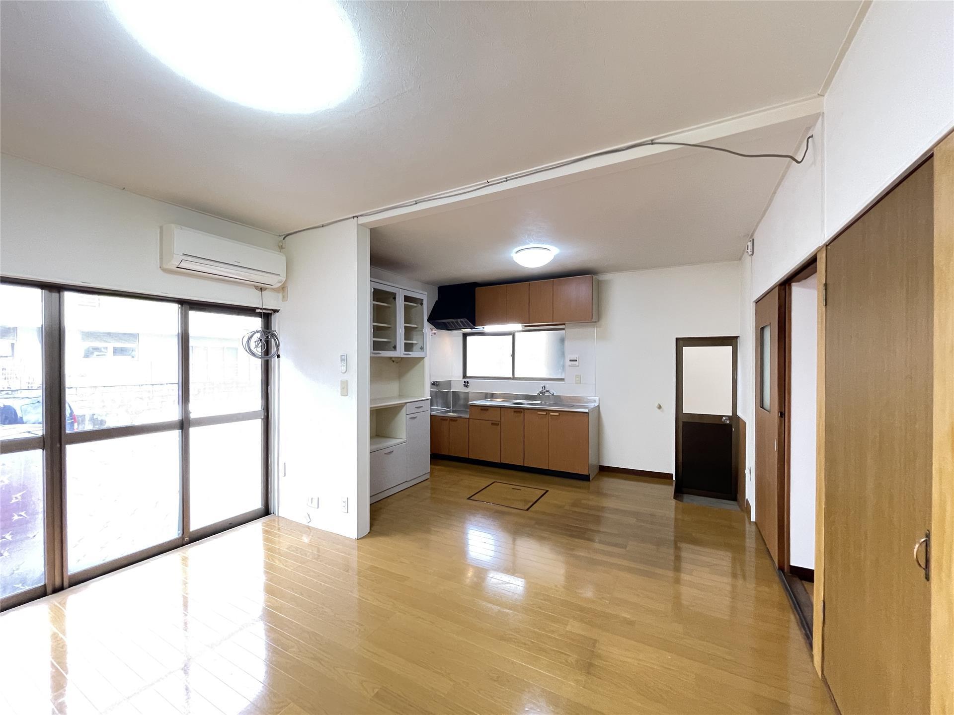 居室・リビング　12帖の広々としたＬＤＫ☆