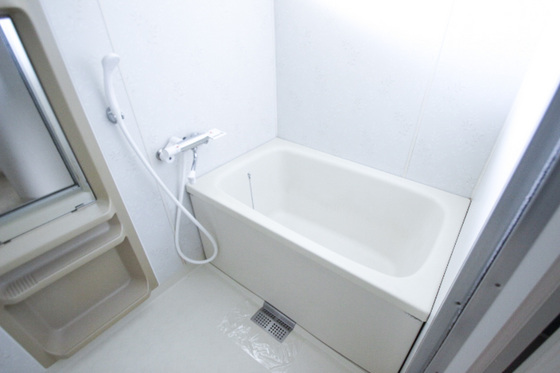 バス・シャワールーム　※別部屋の写真です