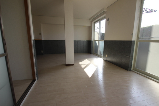 居室・リビング　※別部屋の写真です