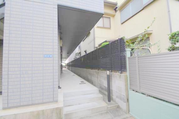 エントランス　素敵なエントランスがあなたを毎日出迎えてくれます。