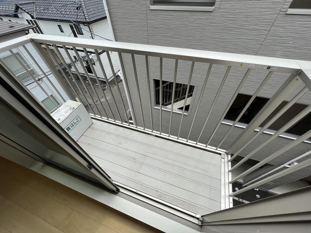 バルコニー　※別号室参考写真