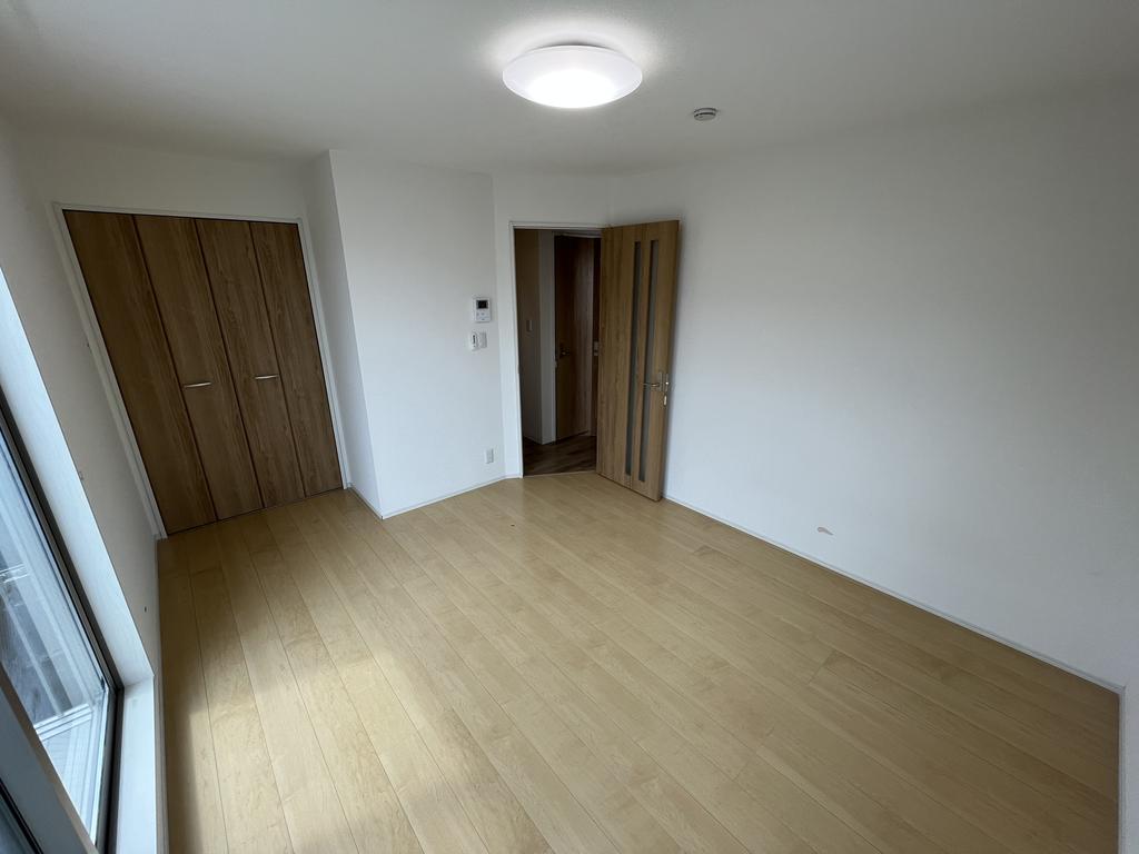 居室・リビング　※別号室参考写真